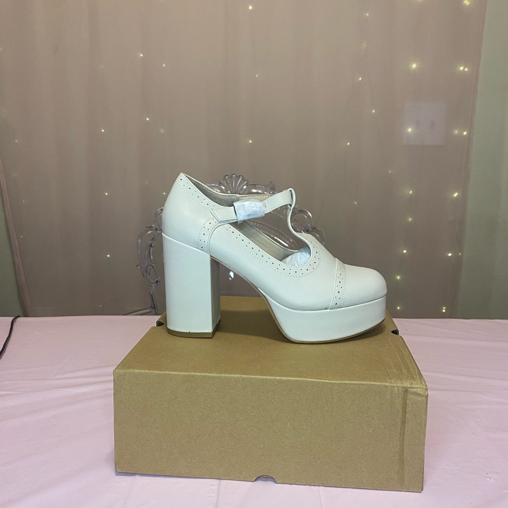 Elegant White Mary Jane Platform Heels